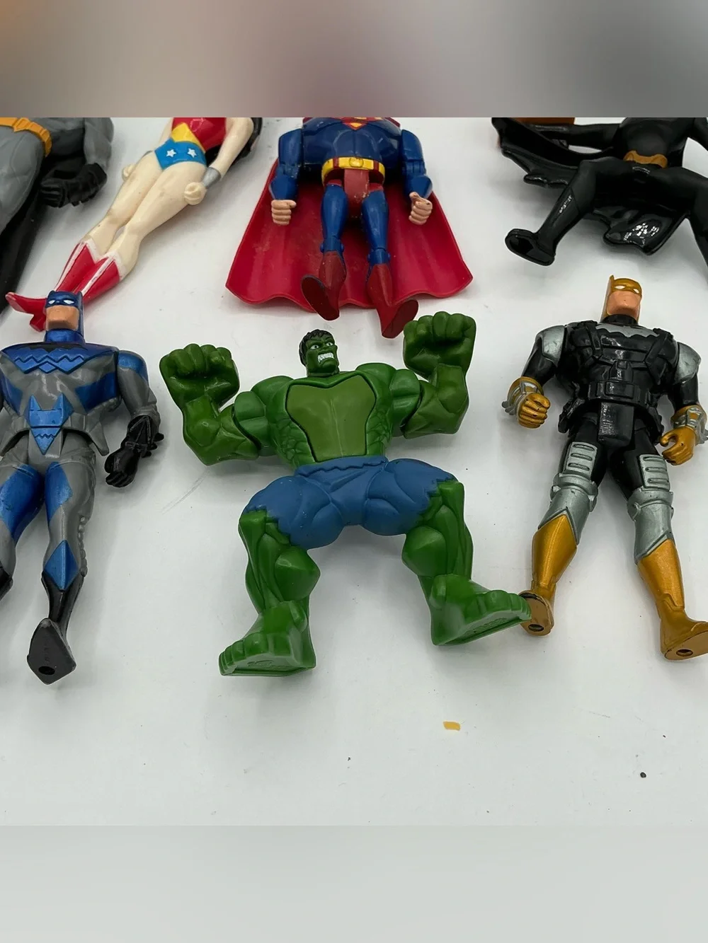 Mixed Superhero Action Figures Set - DC & Marvel Characters - Multicolor